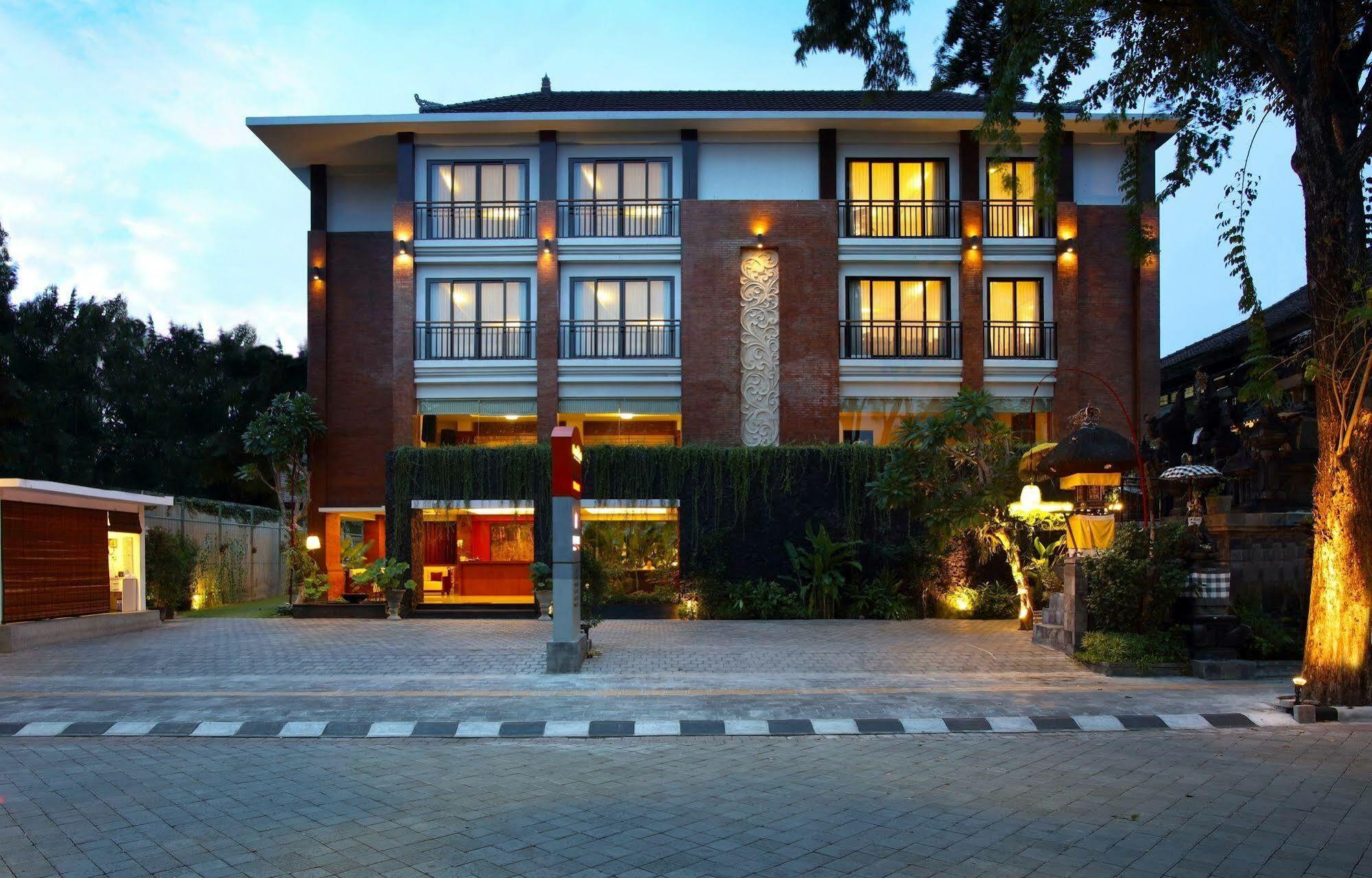 Grand Mirah Boutique Hotel Denpasar  Exterior photo
